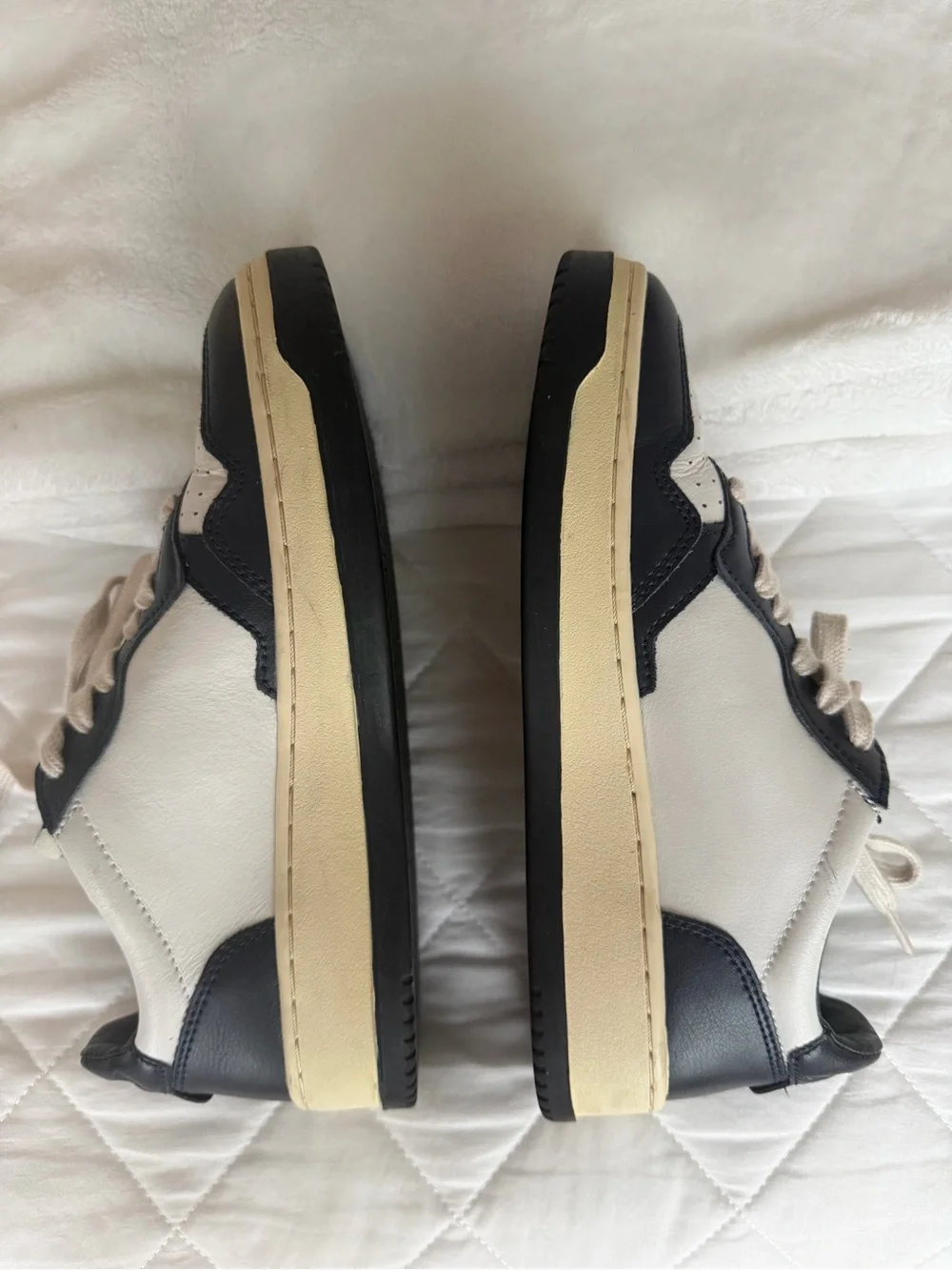 Autry Navy Blue Medalist Sneakers